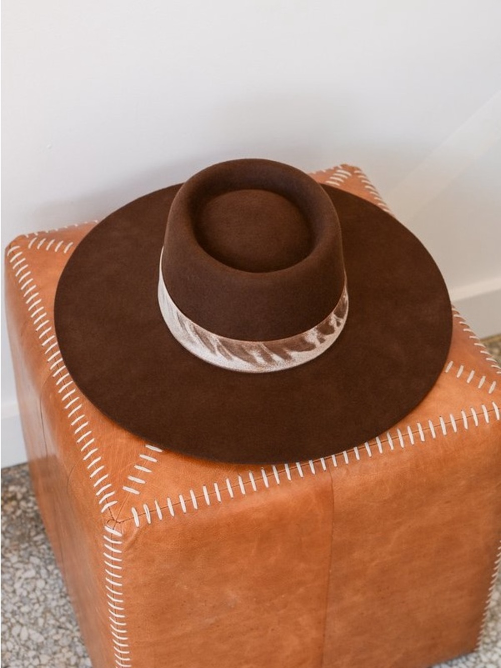 LACK OF COLOR JUNO BOATER brown with Velvet Band